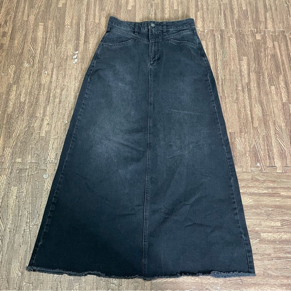 FREE PEOPLE WE THE FREE COME AS YOU ARE DENIM MAXI SKIRT - BLACK 2 - Picture 6 of 12
